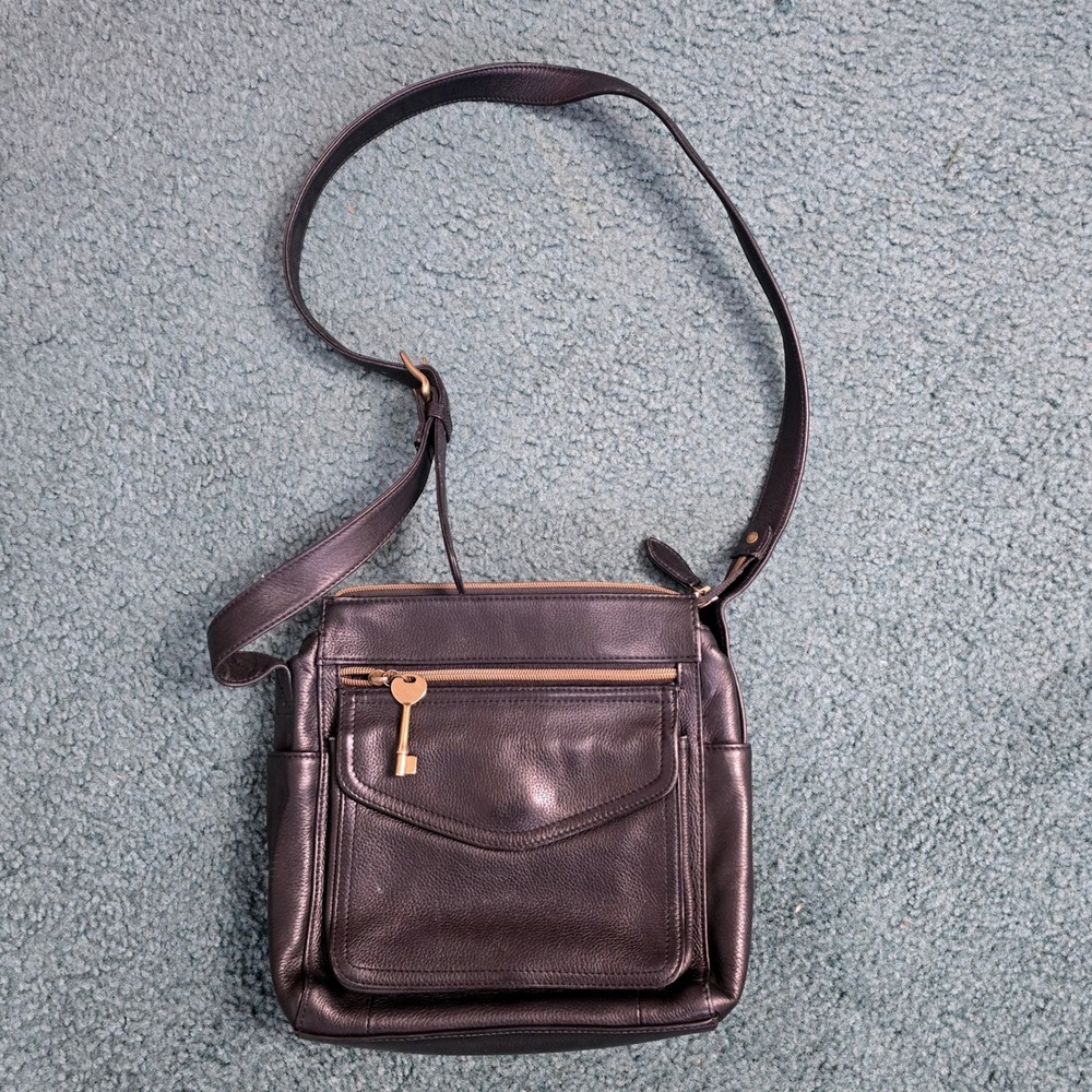 Fossil Black‎ Pebbled Leather Crossbody Bag Messenger Multi Pocket Brass Key